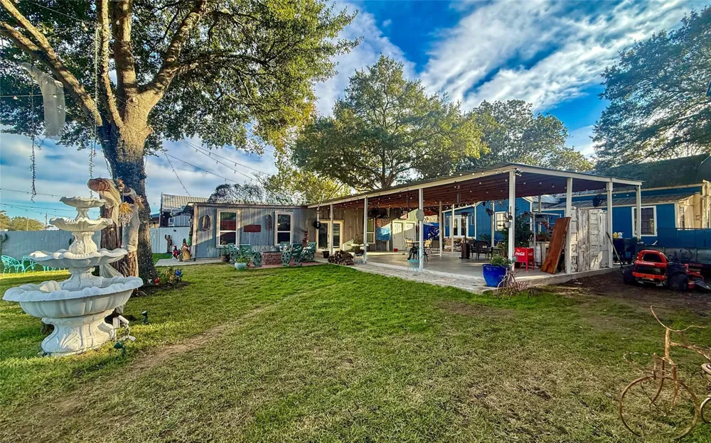 841 S Loop 497 Brenham, TX 77833
