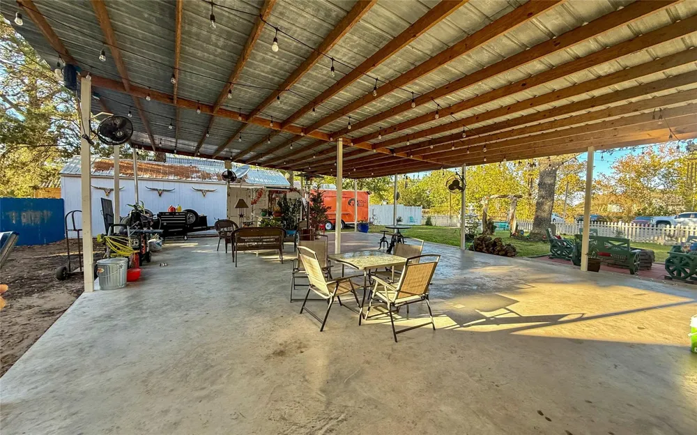 841 S Loop 497 Brenham, TX 77833