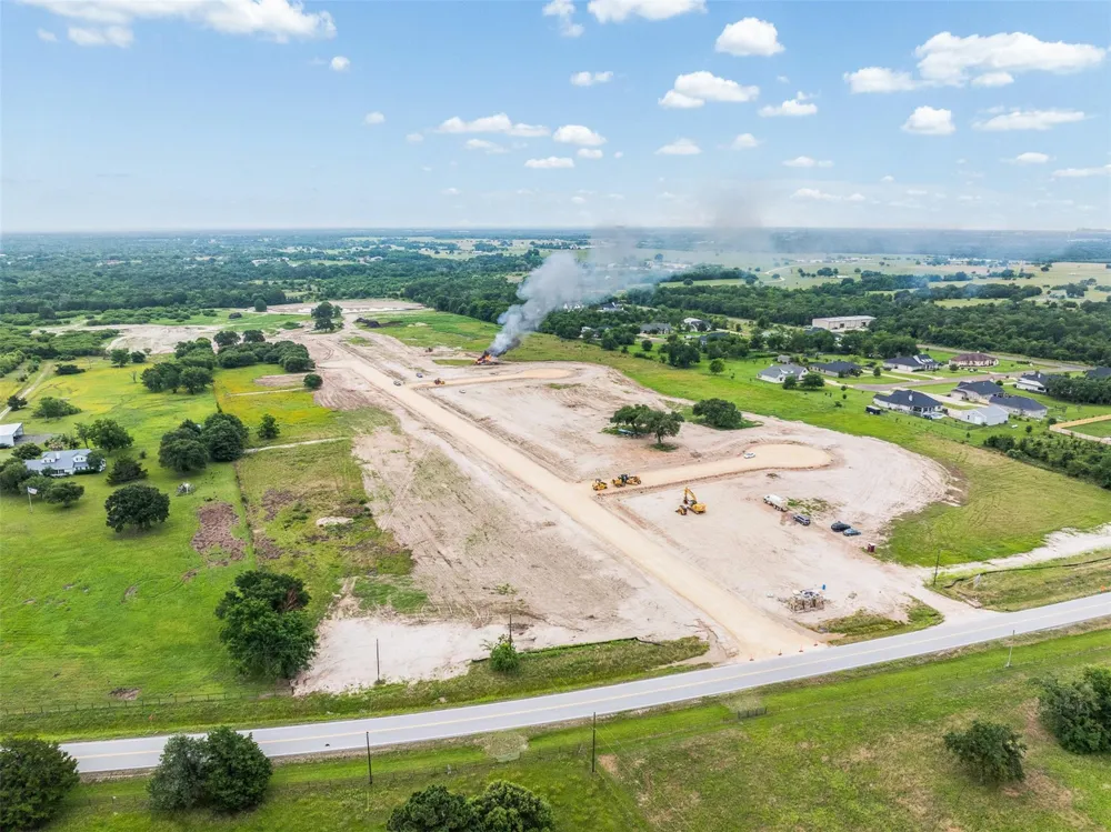 5461 Whispering Willow Drive Bryan, TX 77808
