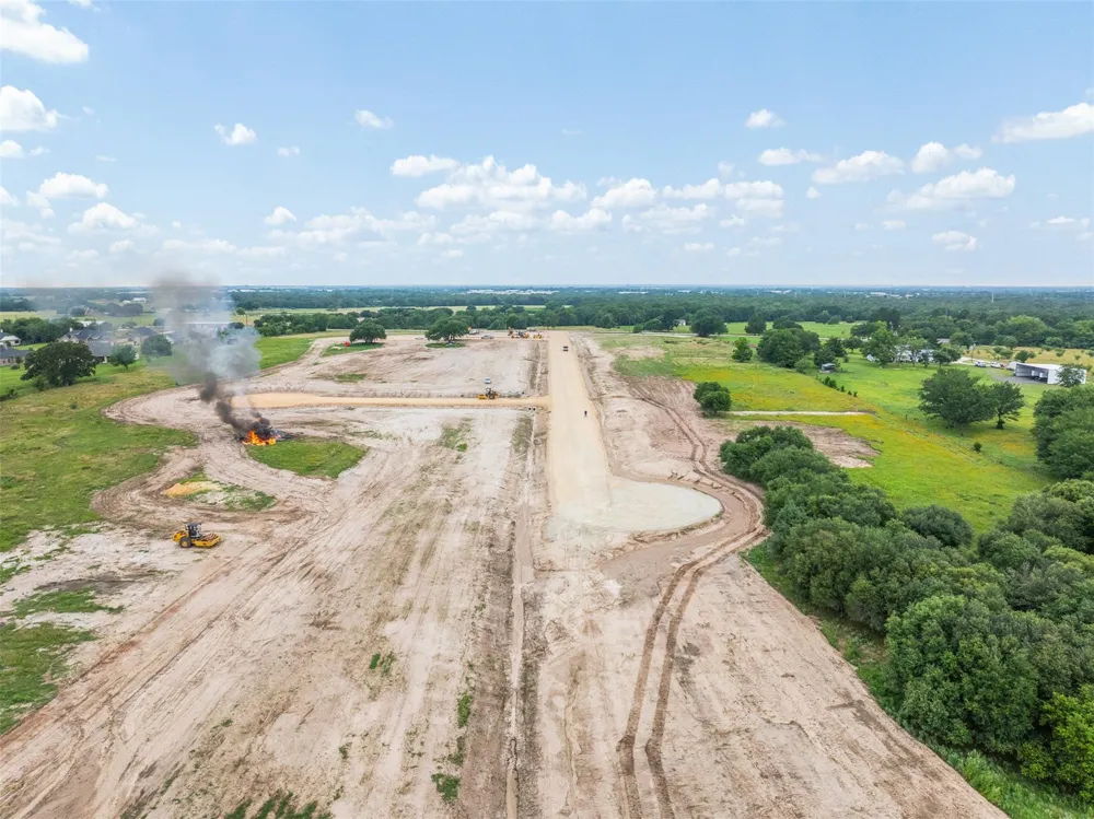 5461 Whispering Willow Drive Bryan, TX 77808