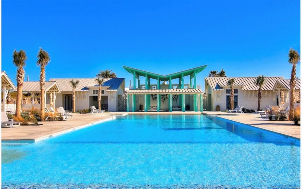 600 Center Square North #7 Port Aransas, TX 78373