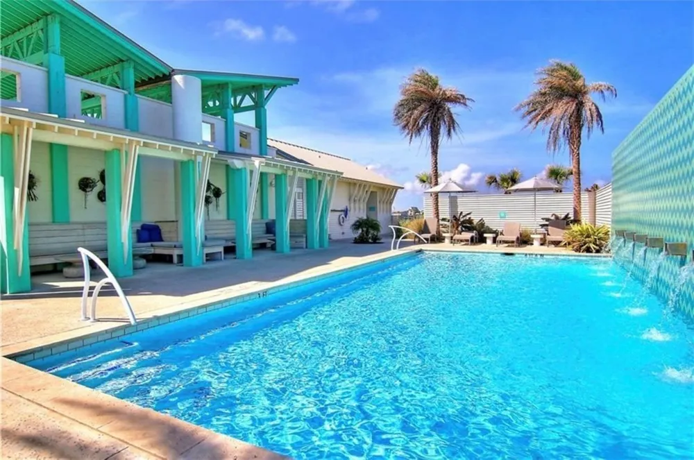 600 Center Square North #7 Port Aransas, TX 78373