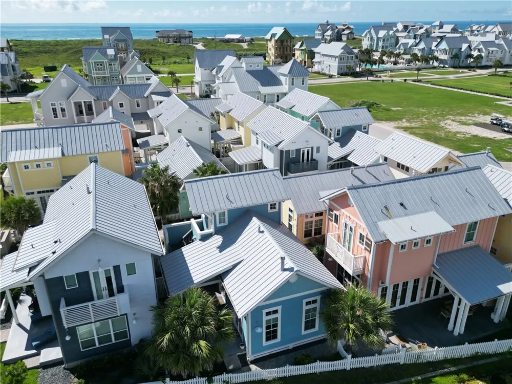 600 Center Square North #7 Port Aransas, TX 78373