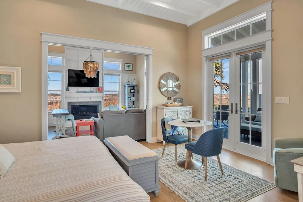 600 Center Square North #7 Port Aransas, TX 78373