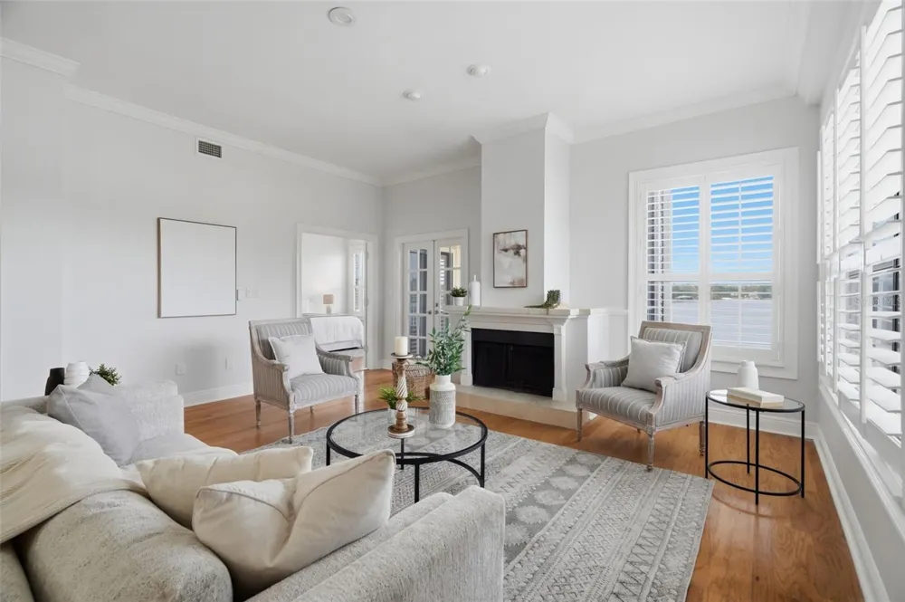 3127 W SLIGH AVENUE #203B Tampa, FL 33614