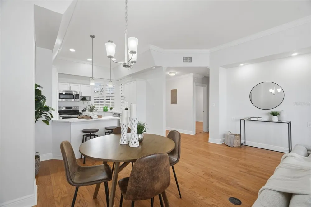 3127 W SLIGH AVENUE #203B Tampa, FL 33614
