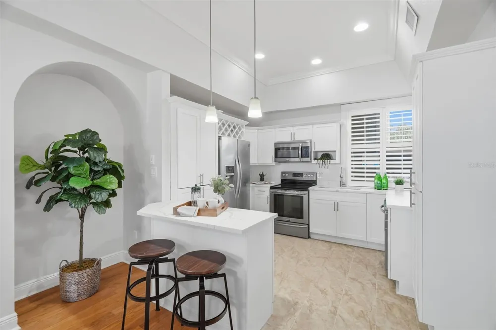 3127 W SLIGH AVENUE #203B Tampa, FL 33614