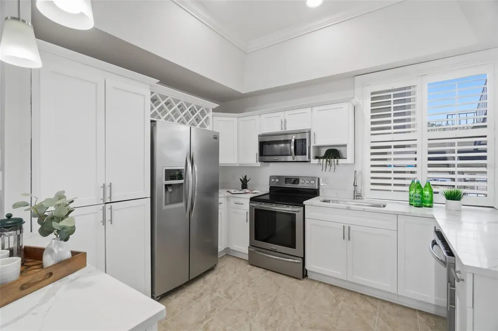 3127 W SLIGH AVENUE #203B Tampa, FL 33614