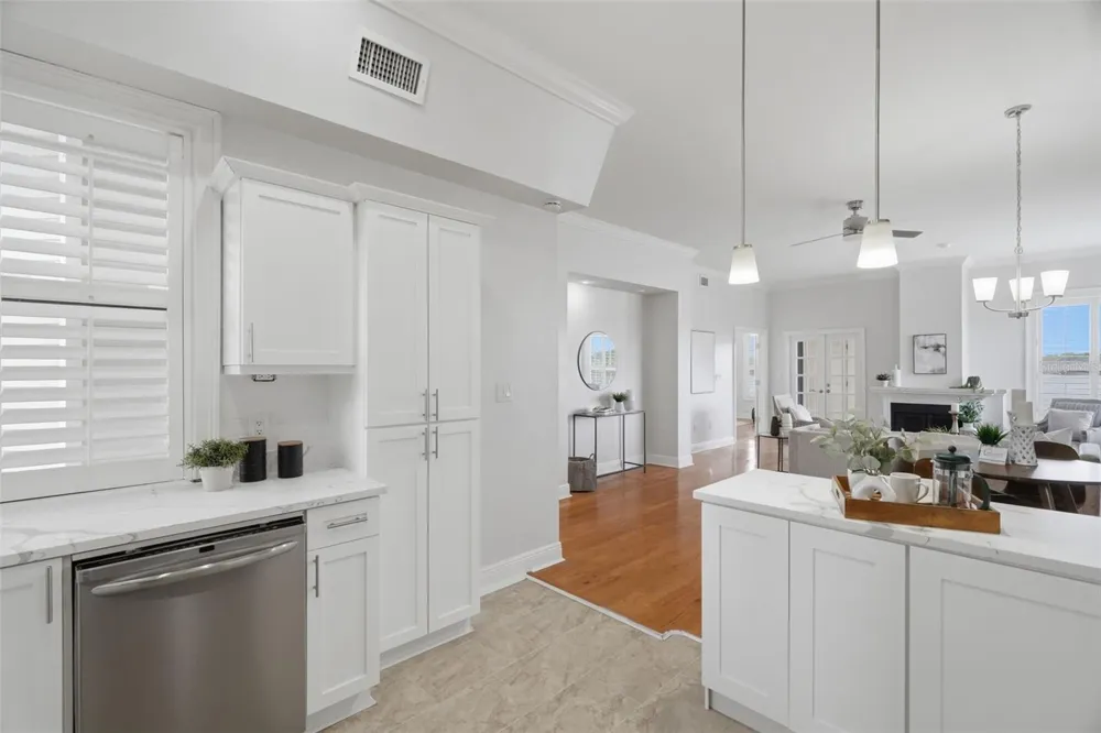 3127 W SLIGH AVENUE #203B Tampa, FL 33614