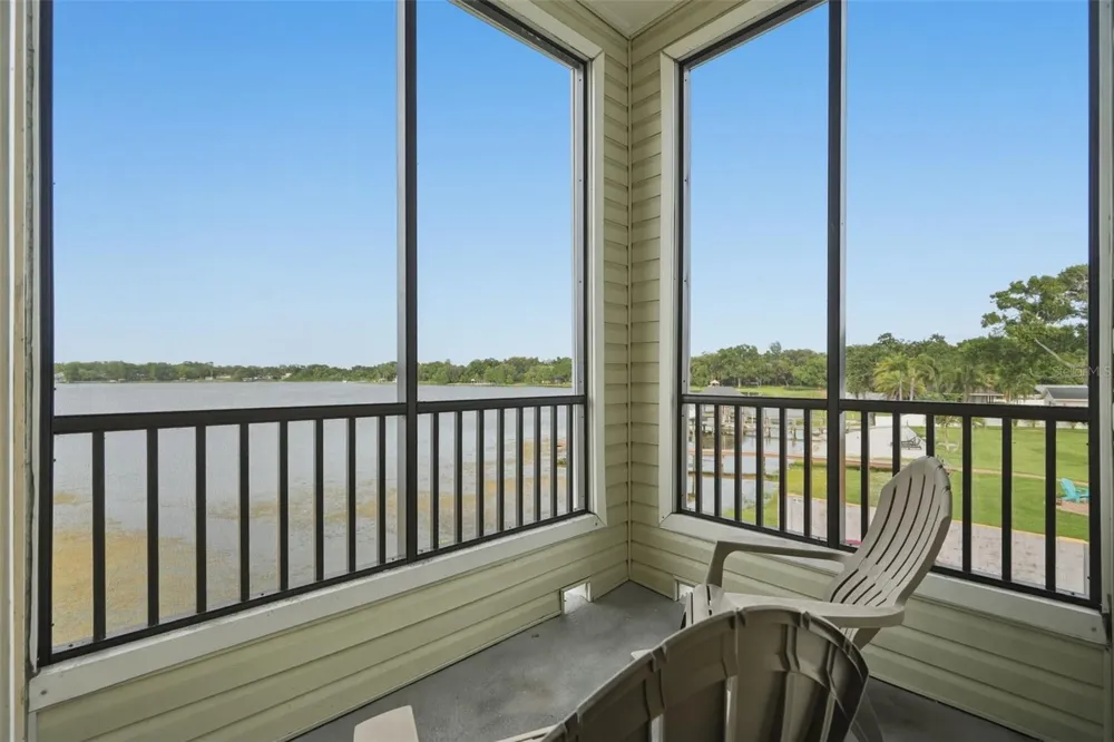 3127 W SLIGH AVENUE #203B Tampa, FL 33614