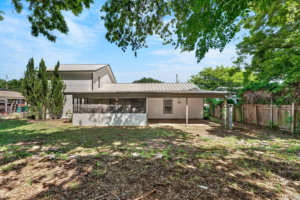 1010 Louise Street Marble Falls, TX 78654
