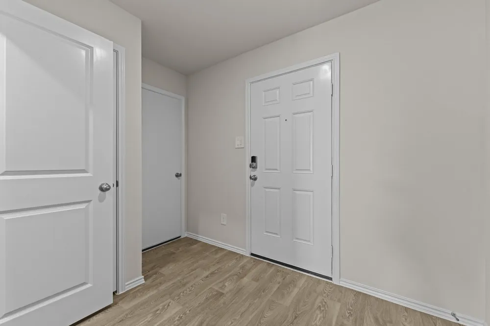 142 SURREY OAKS Maxwell, TX 78656