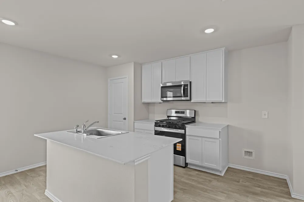 142 SURREY OAKS Maxwell, TX 78656