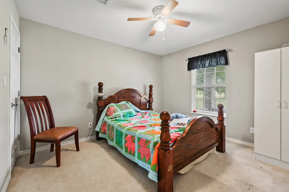 1673 County Road 1525 Ector, TX 75439