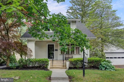 25 E REDMAN AVENUE #2