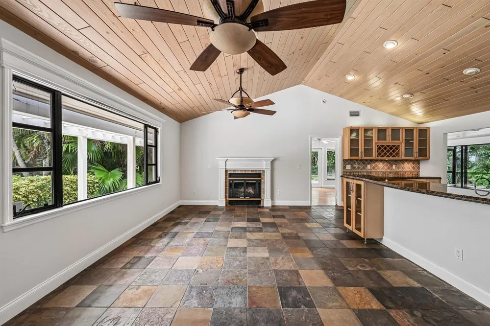 16700 96th Terrace Jupiter, FL 33478