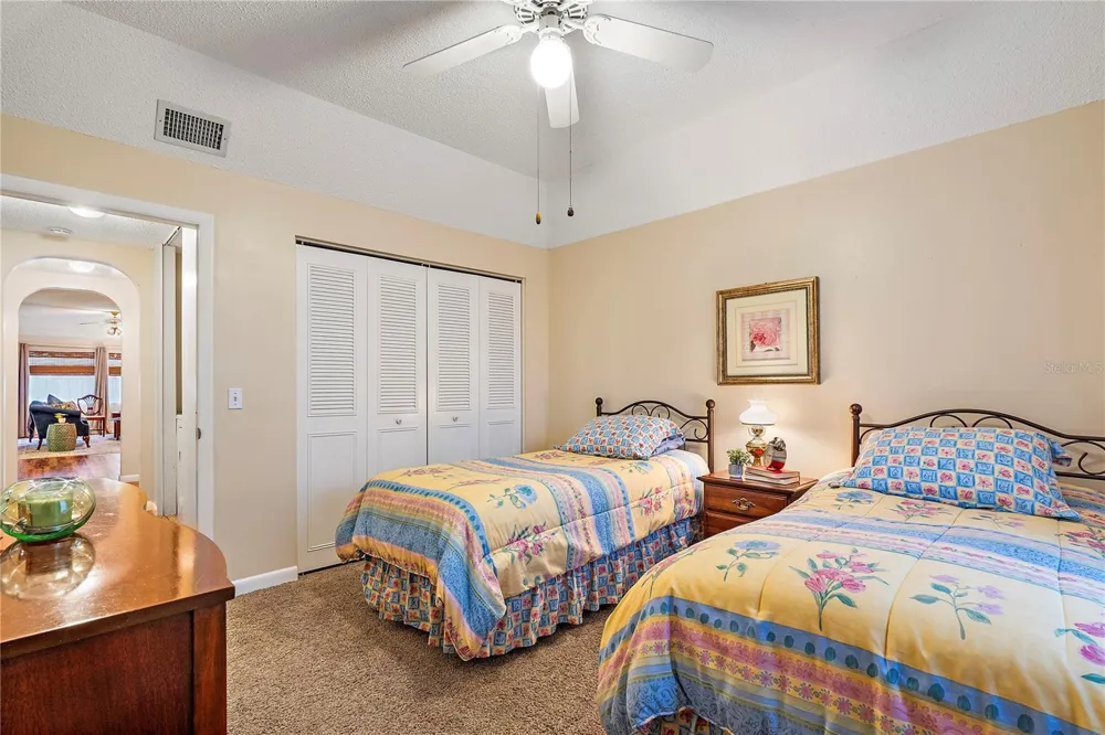 504 CORDOVA GREEN Seminole, FL 33777