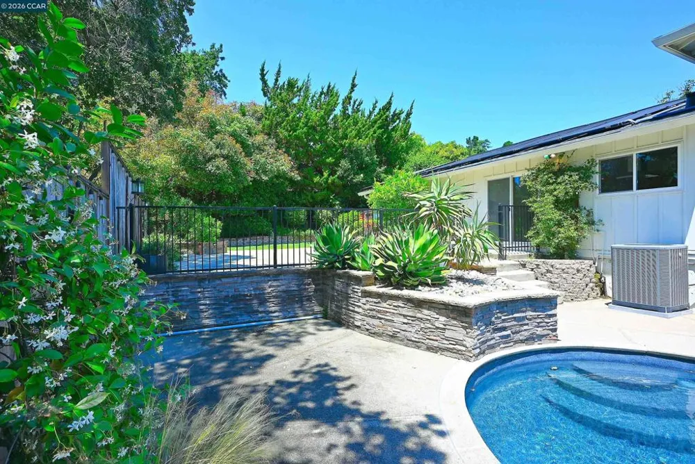 731 Hamilton Dr Pleasant Hill, CA 94523