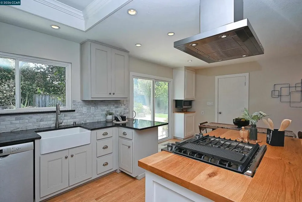 731 Hamilton Dr Pleasant Hill, CA 94523