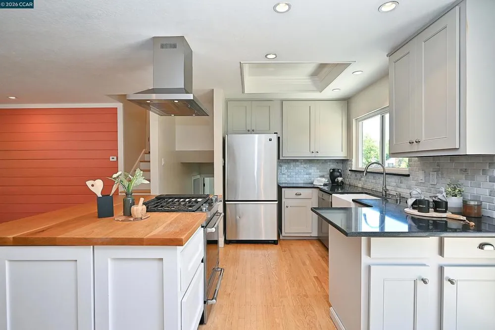 731 Hamilton Dr Pleasant Hill, CA 94523