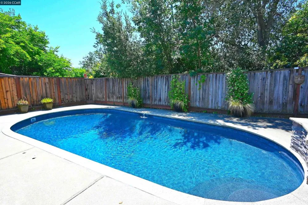 731 Hamilton Dr Pleasant Hill, CA 94523