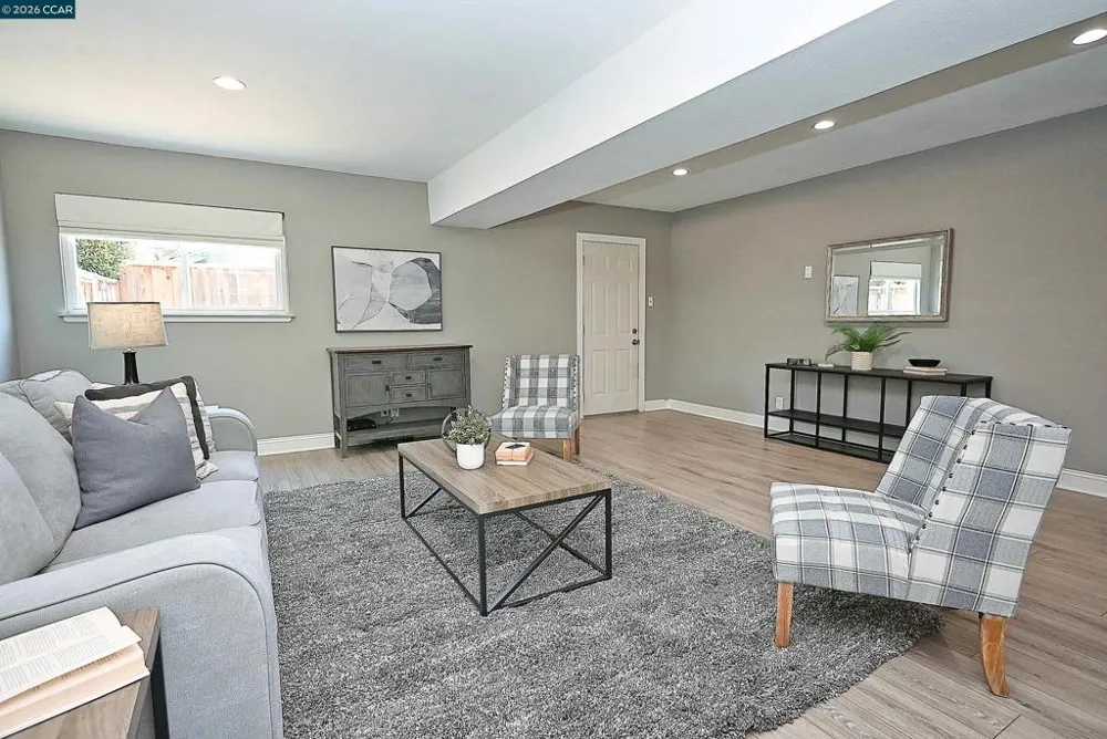 731 Hamilton Dr Pleasant Hill, CA 94523