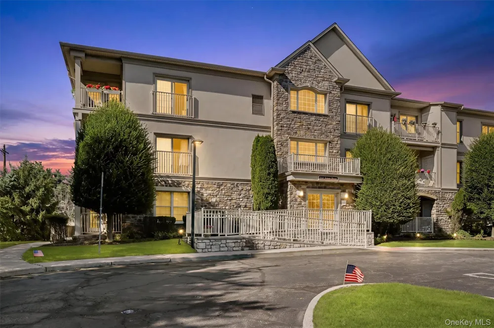 32 De Baun Avenue #202 Suffern, NY 10901