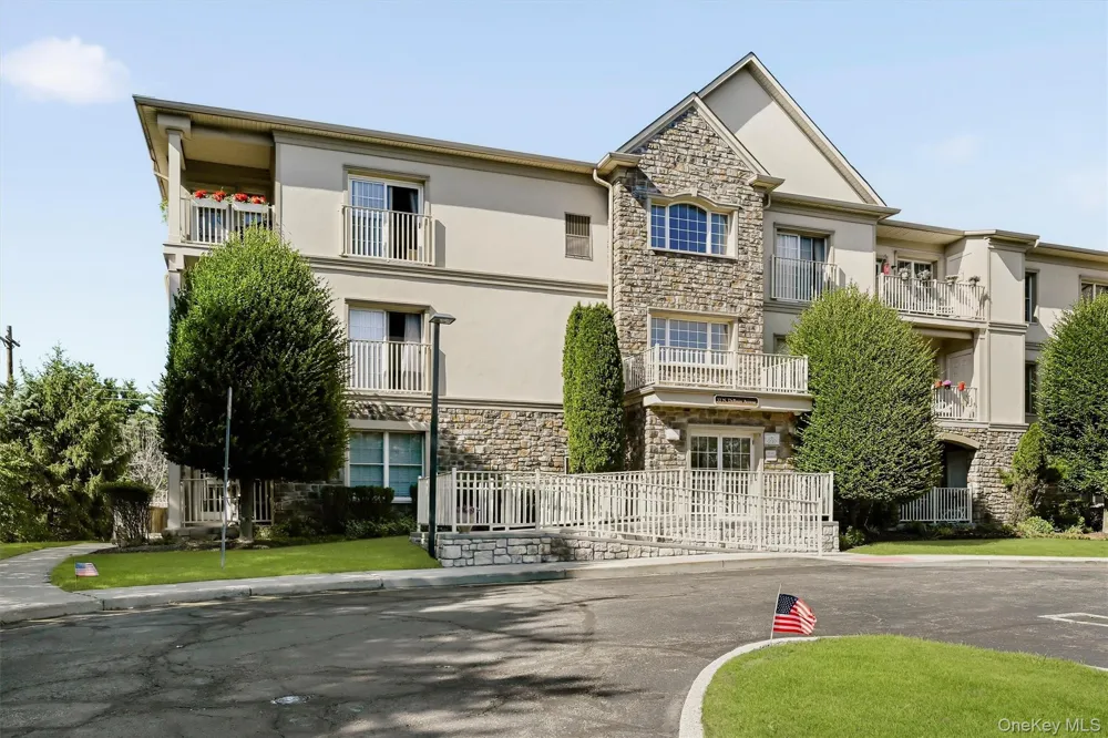 32 De Baun Avenue #202 Suffern, NY 10901