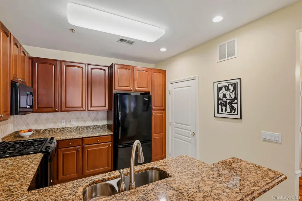 32 De Baun Avenue #202 Suffern, NY 10901