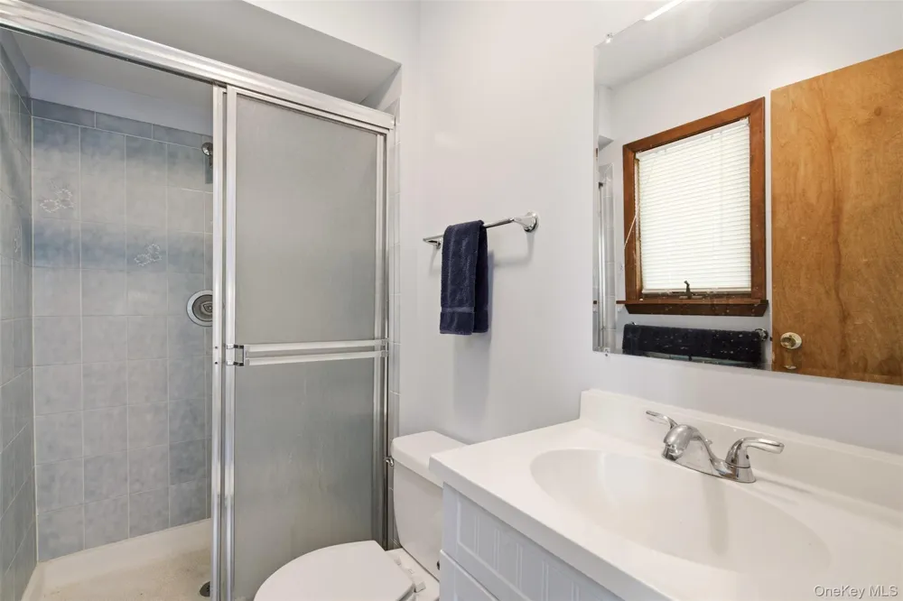 29 Vineyard Road Huntington, NY 11743