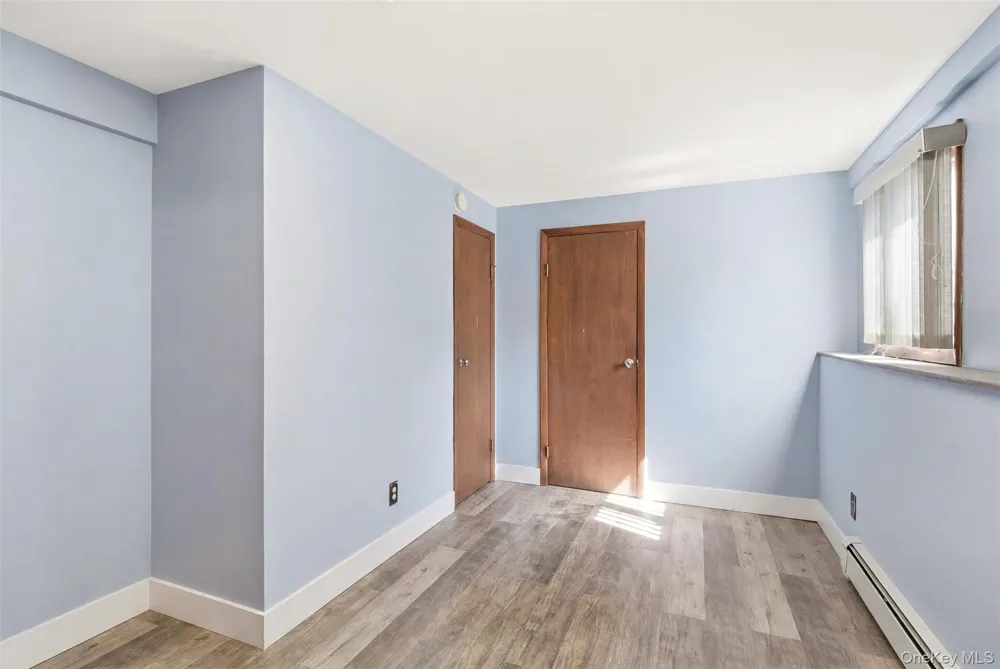 29 Vineyard Road Huntington, NY 11743