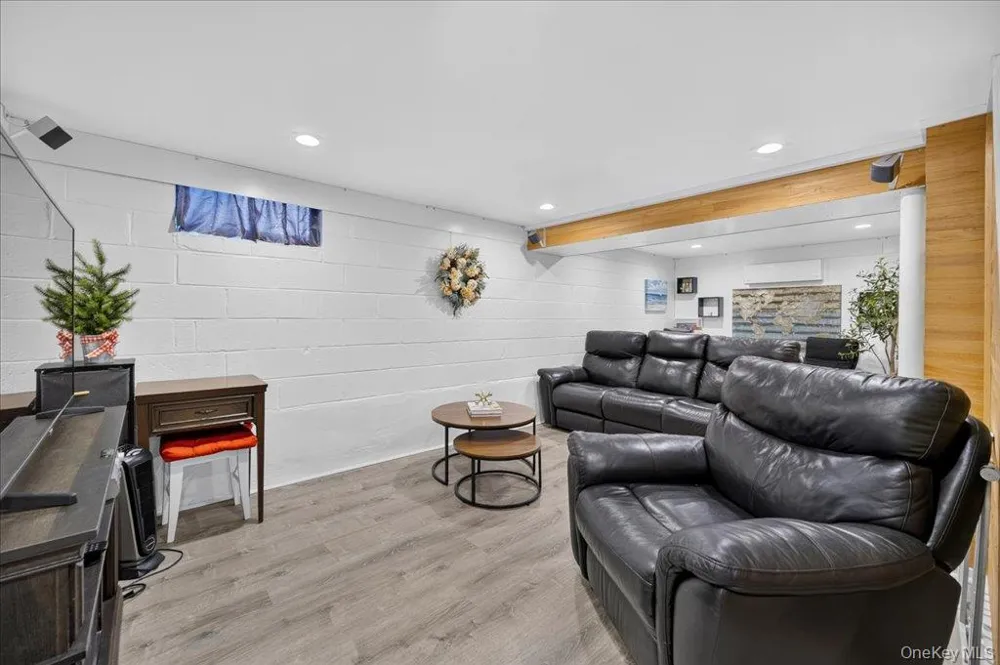 33 Terrace Avenue Suffern, NY 10901