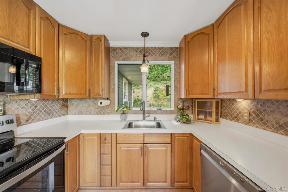 4 Ram Road Salisbury Mills, NY 12577