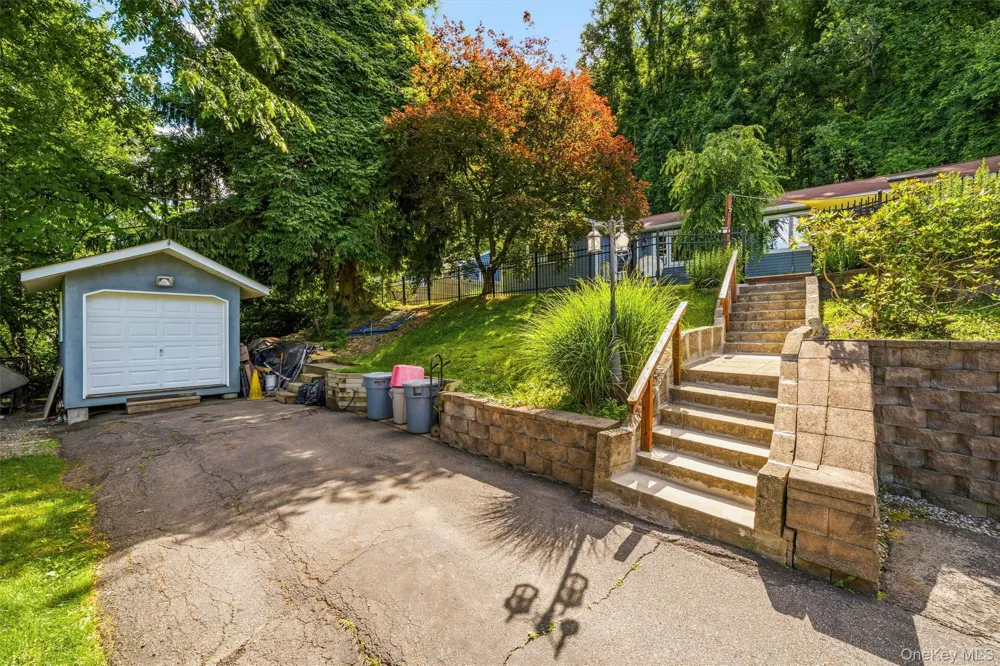 4 Ram Road Salisbury Mills, NY 12577