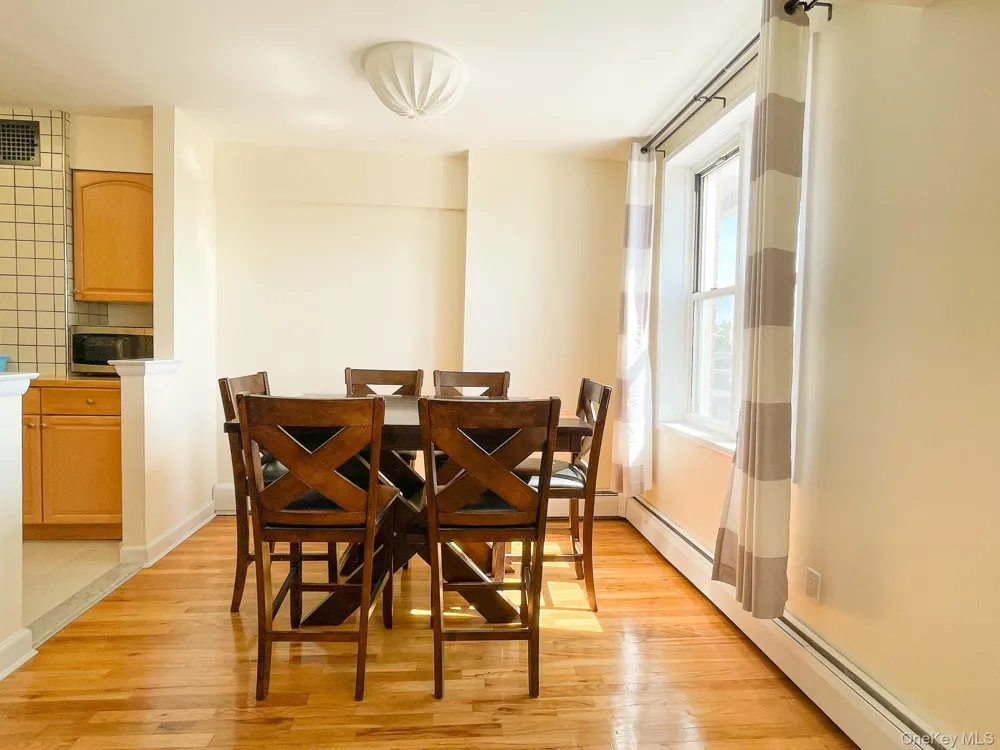 15105 Cross Island Parkway #2C Whitestone, NY 11357