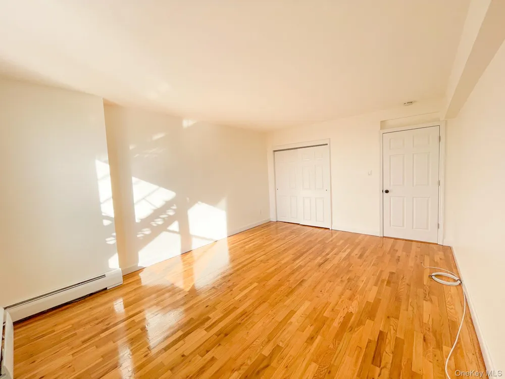 15105 Cross Island Parkway #2C Whitestone, NY 11357