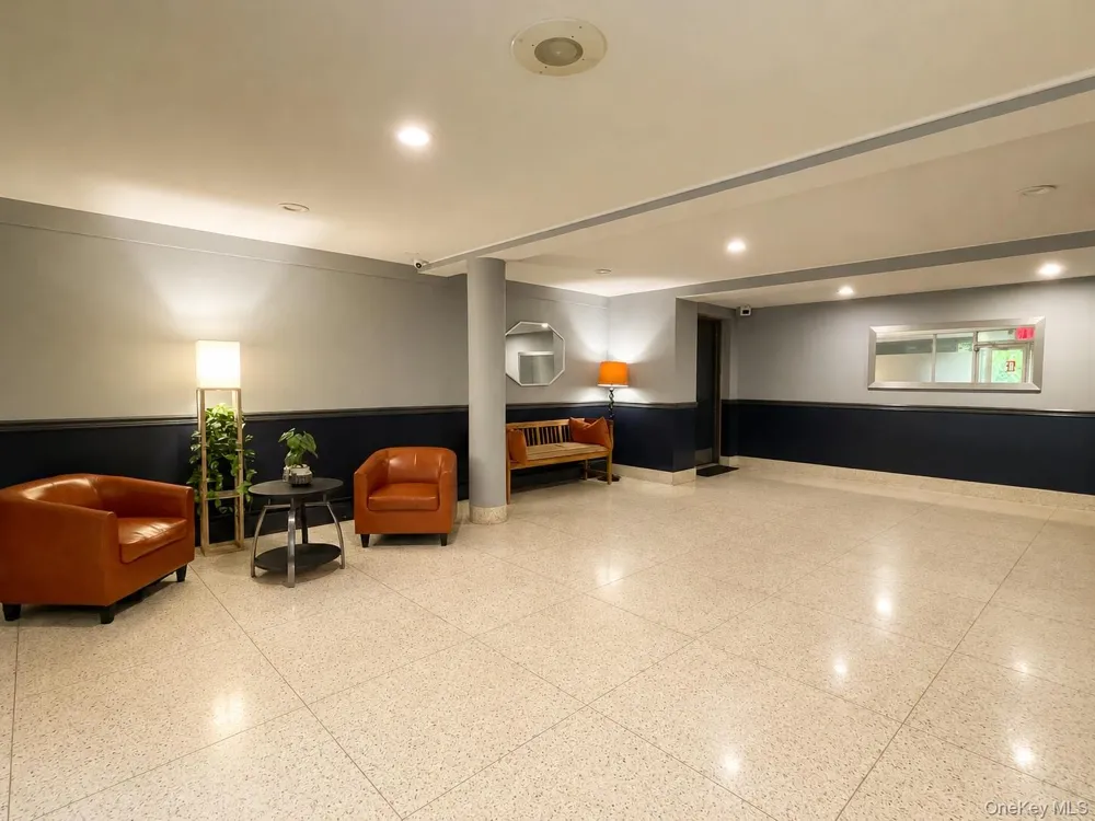 15105 Cross Island Parkway #2C Whitestone, NY 11357