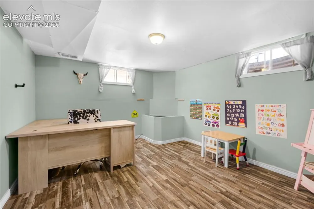 69 Hanson Lane Pueblo, CO 81001