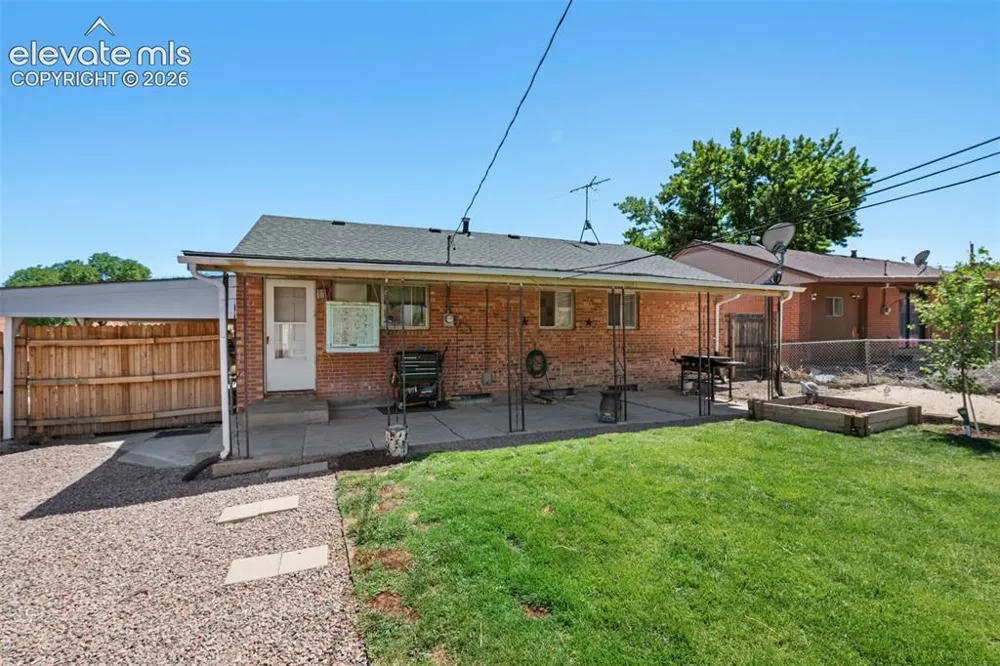 69 Hanson Lane Pueblo, CO 81001