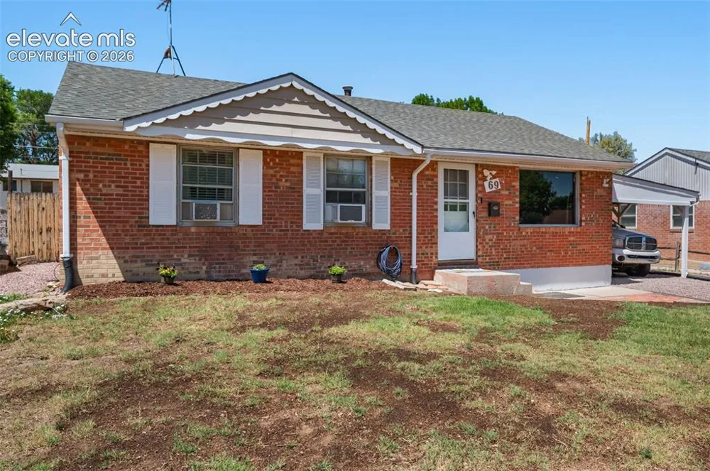 69 Hanson Lane Pueblo, CO 81001