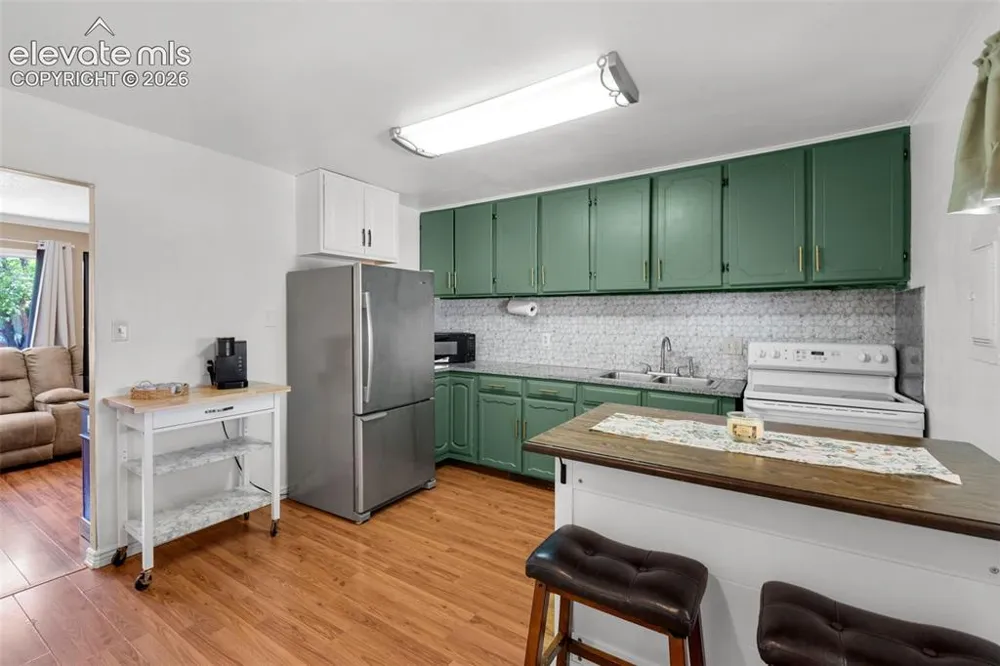 69 Hanson Lane Pueblo, CO 81001