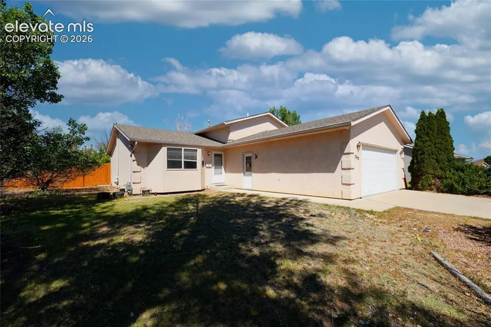 299 S Falcon Drive Pueblo, CO 81007