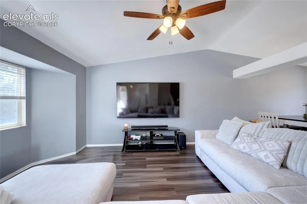 299 S Falcon Drive Pueblo, CO 81007