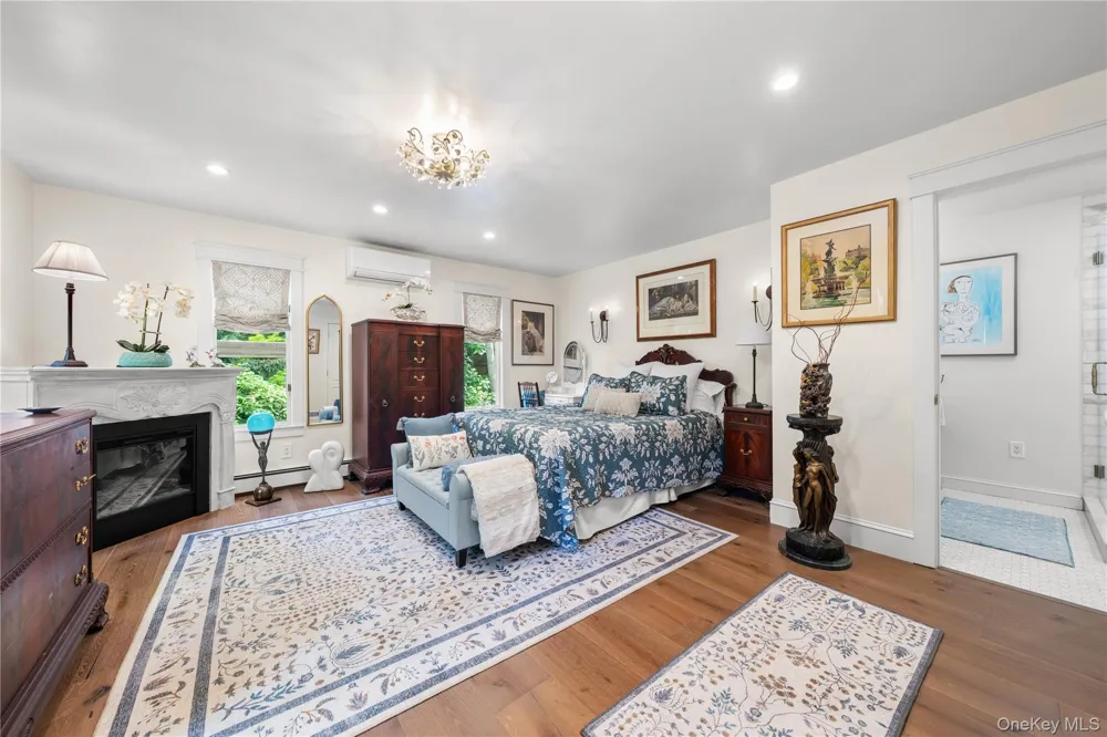 337 Side Road Wading River, NY 11792