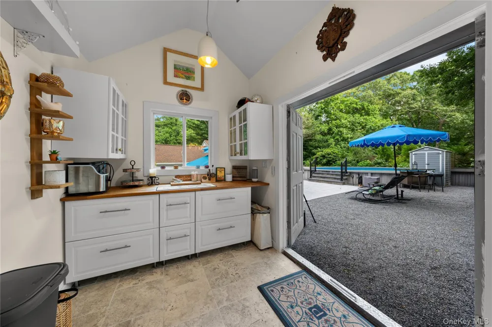 337 Side Road Wading River, NY 11792