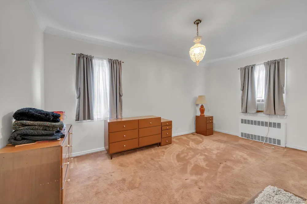 194-04 56th Avenue Fresh Meadows, NY 11365
