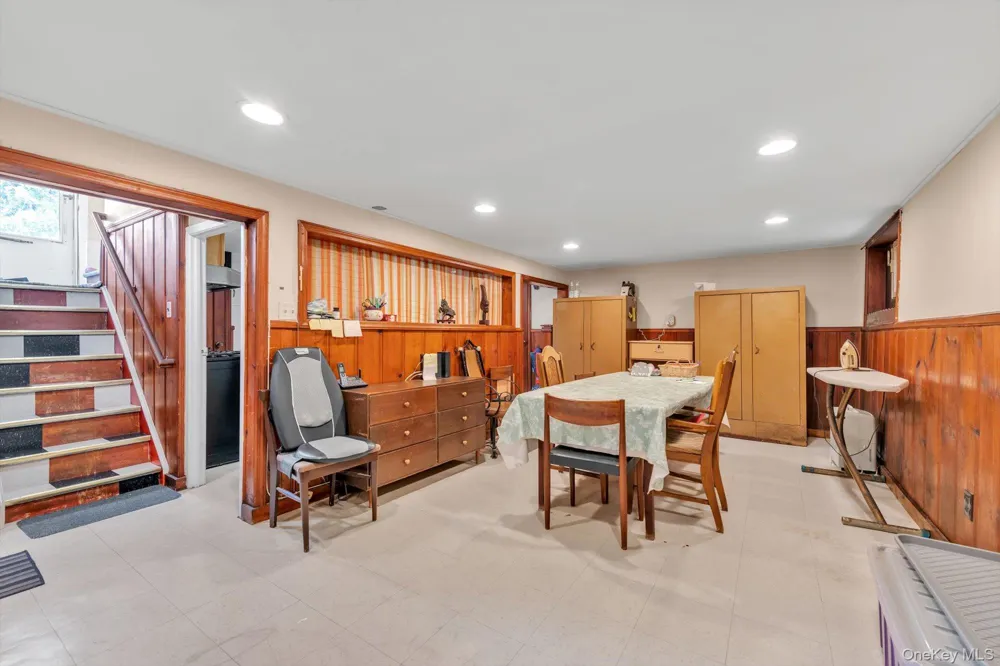 194-04 56th Avenue Fresh Meadows, NY 11365