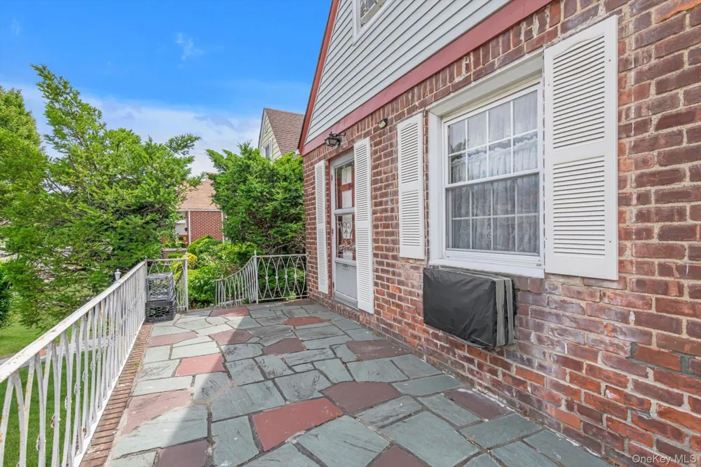 194-04 56th Avenue Fresh Meadows, NY 11365