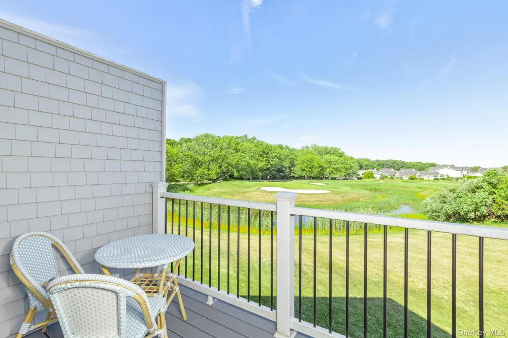 4004 The Fairway Baiting Hollow, NY 11933
