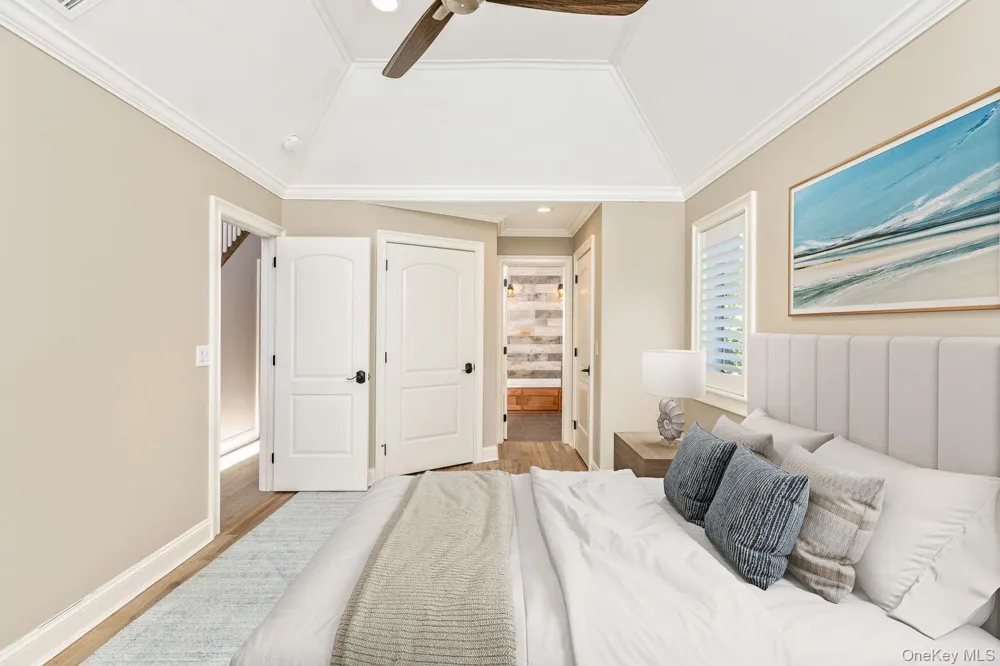 4004 The Fairway Baiting Hollow, NY 11933